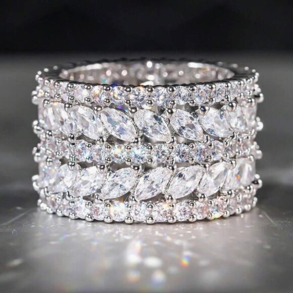 18k White Gold Diamond Ring Wide Ring Band - Picture 8 of 11